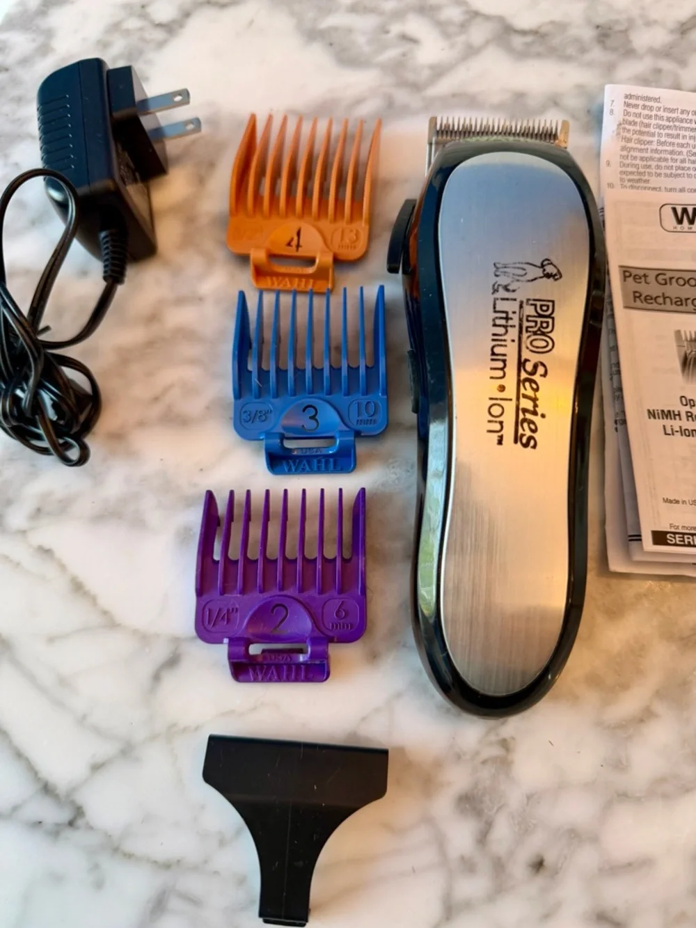 Wahl Lithium Ion Pro Series Rechargeable Pet Clipper Heavy Duty Clipper Kit